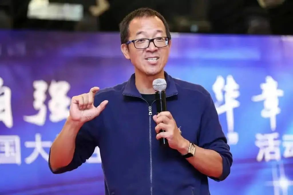 黑猪交易网：把握市场脉搏，共创繁荣未来