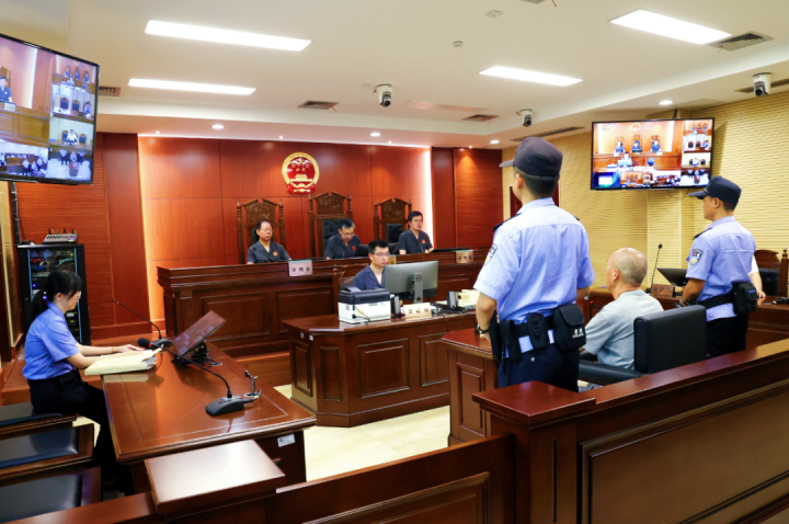 宁波市委原常委褚银良一审判有期徒刑十二年六个月