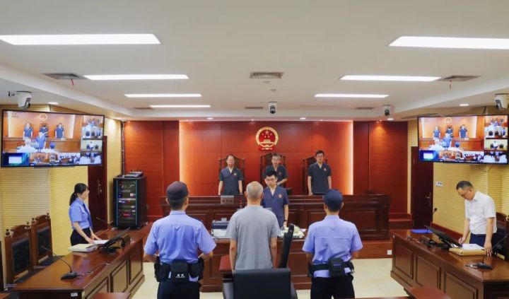 宁波市委原常委褚银良一审判有期徒刑十二年六个月