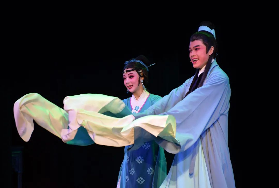 免费惠民演出抢票预告丨浙江小百花越剧院携两部大戏登陆上虞有戏大